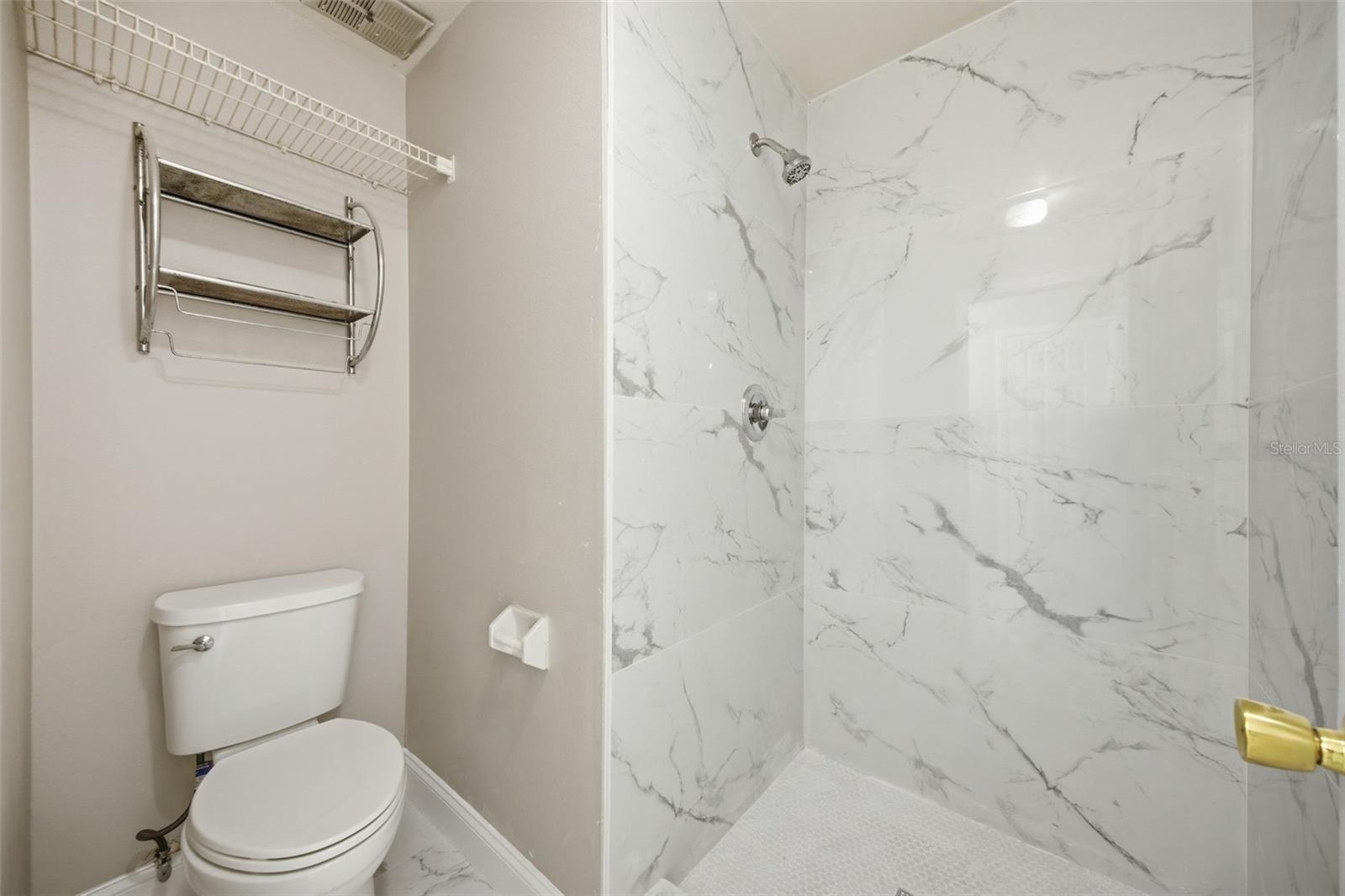WEST OLDSMAR SEC 1 - Residential Lease