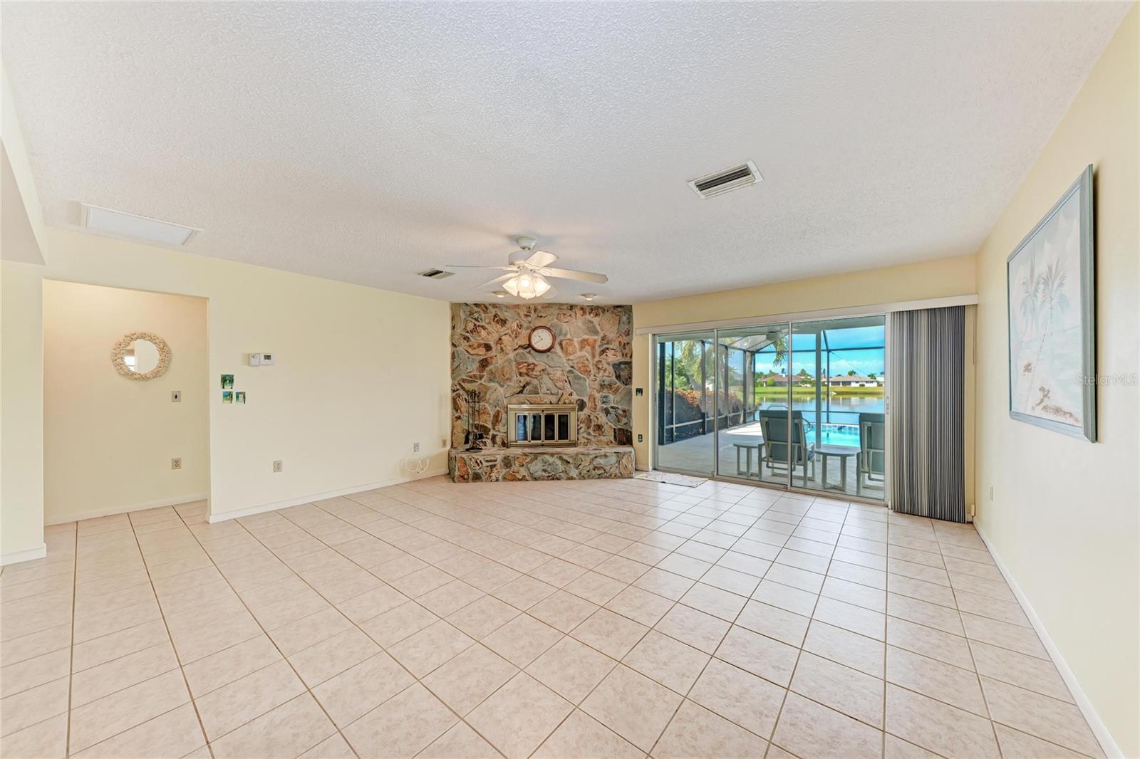 BAY LAKE ESTATES PH I - Residential