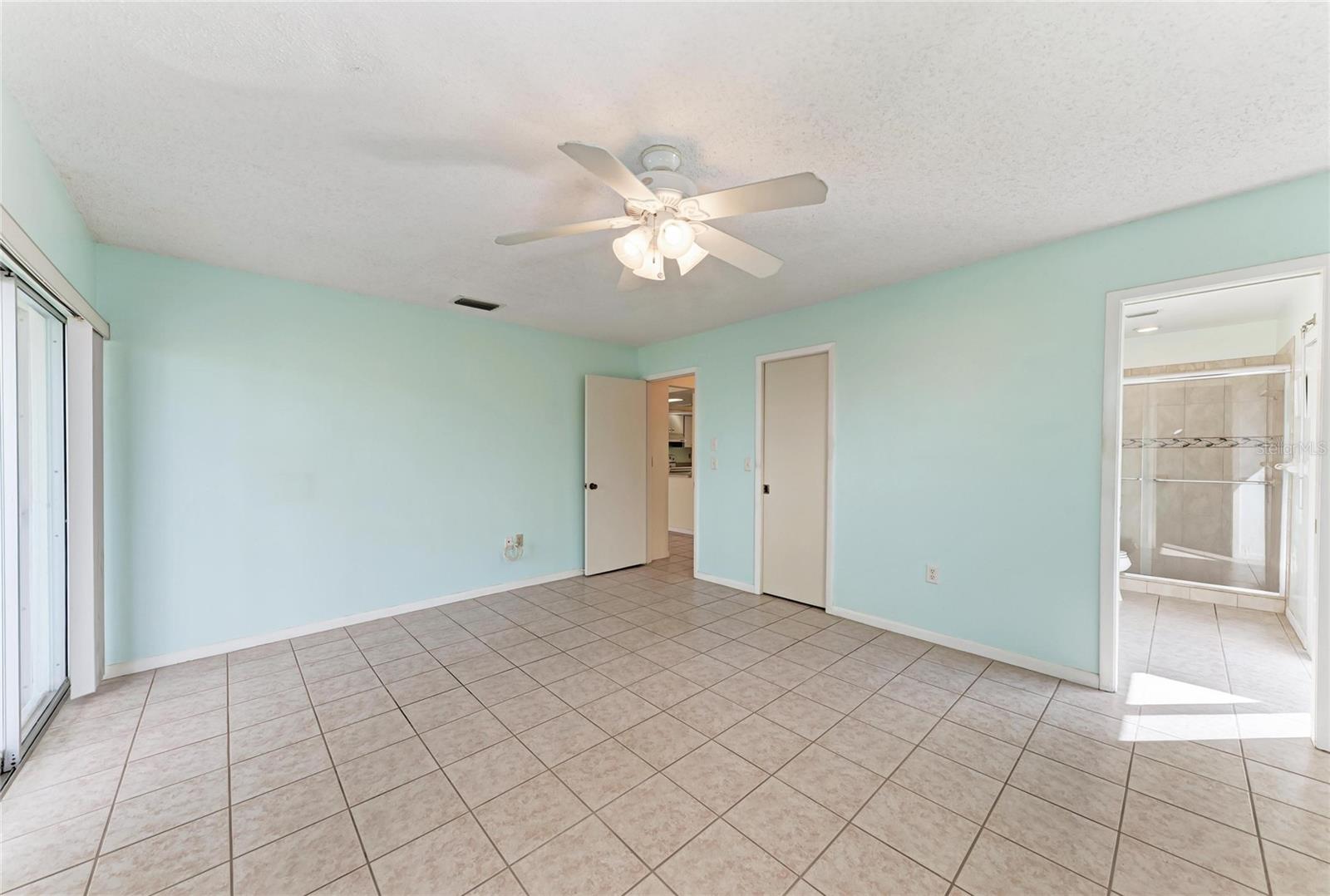 BAY LAKE ESTATES PH I - Residential