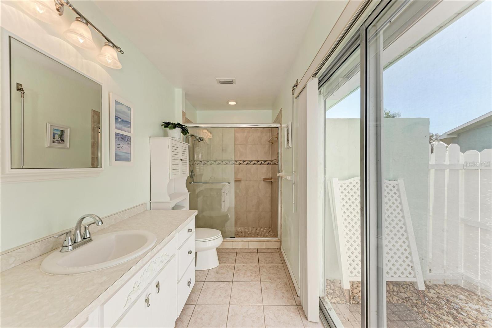 BAY LAKE ESTATES PH I - Residential