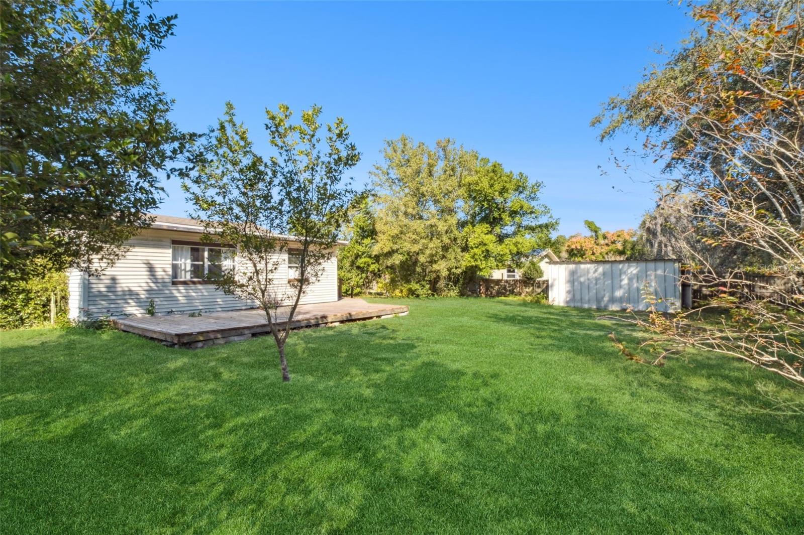 EAST UMATILLA - Residential Lease