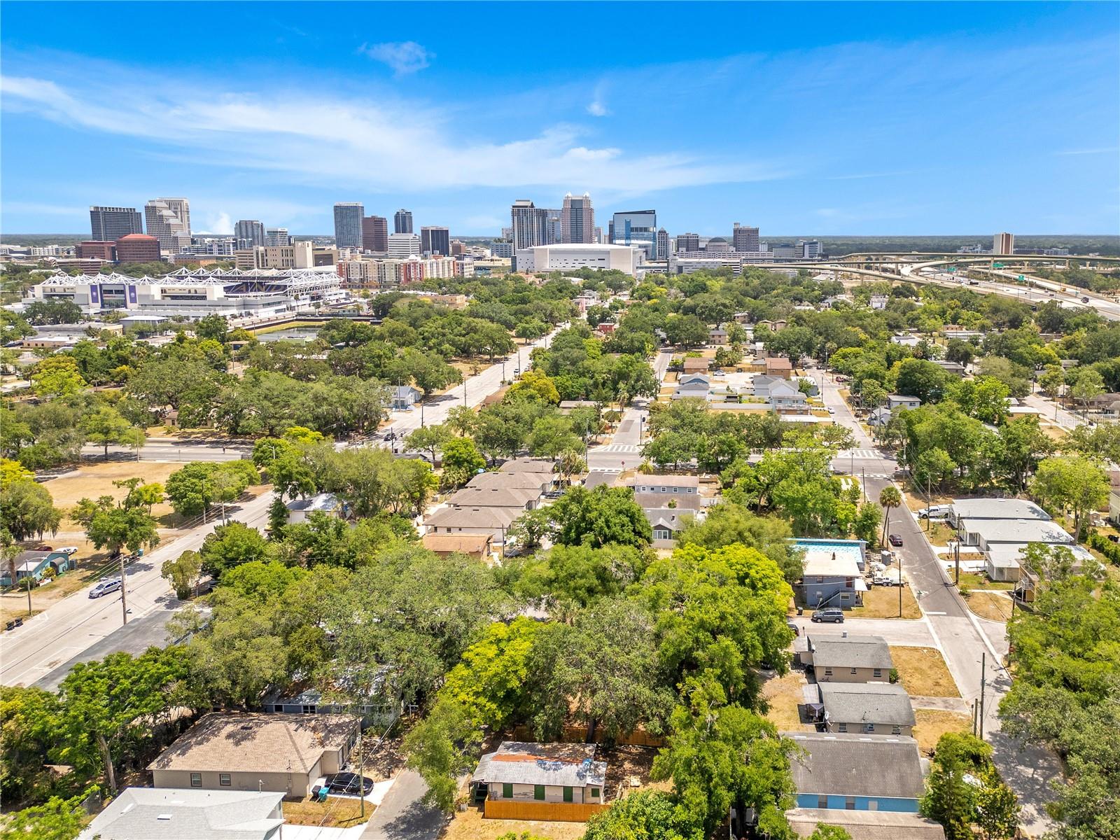 WEST ORLANDO - Residential Income