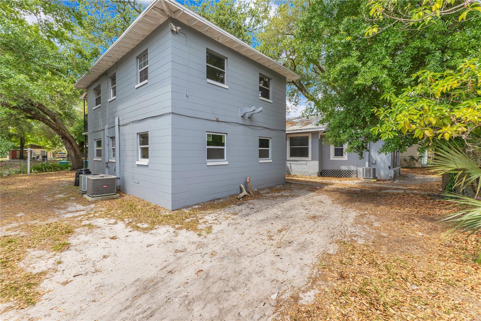 WEST ORLANDO - Residential Income