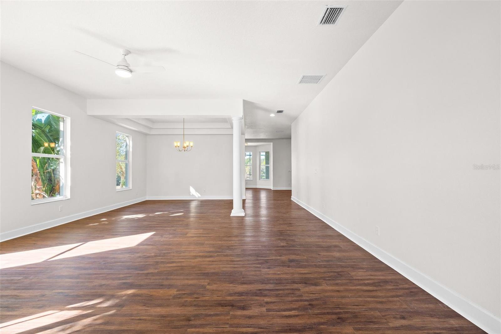 RIVENDELL THE WOODLANDS - Residential