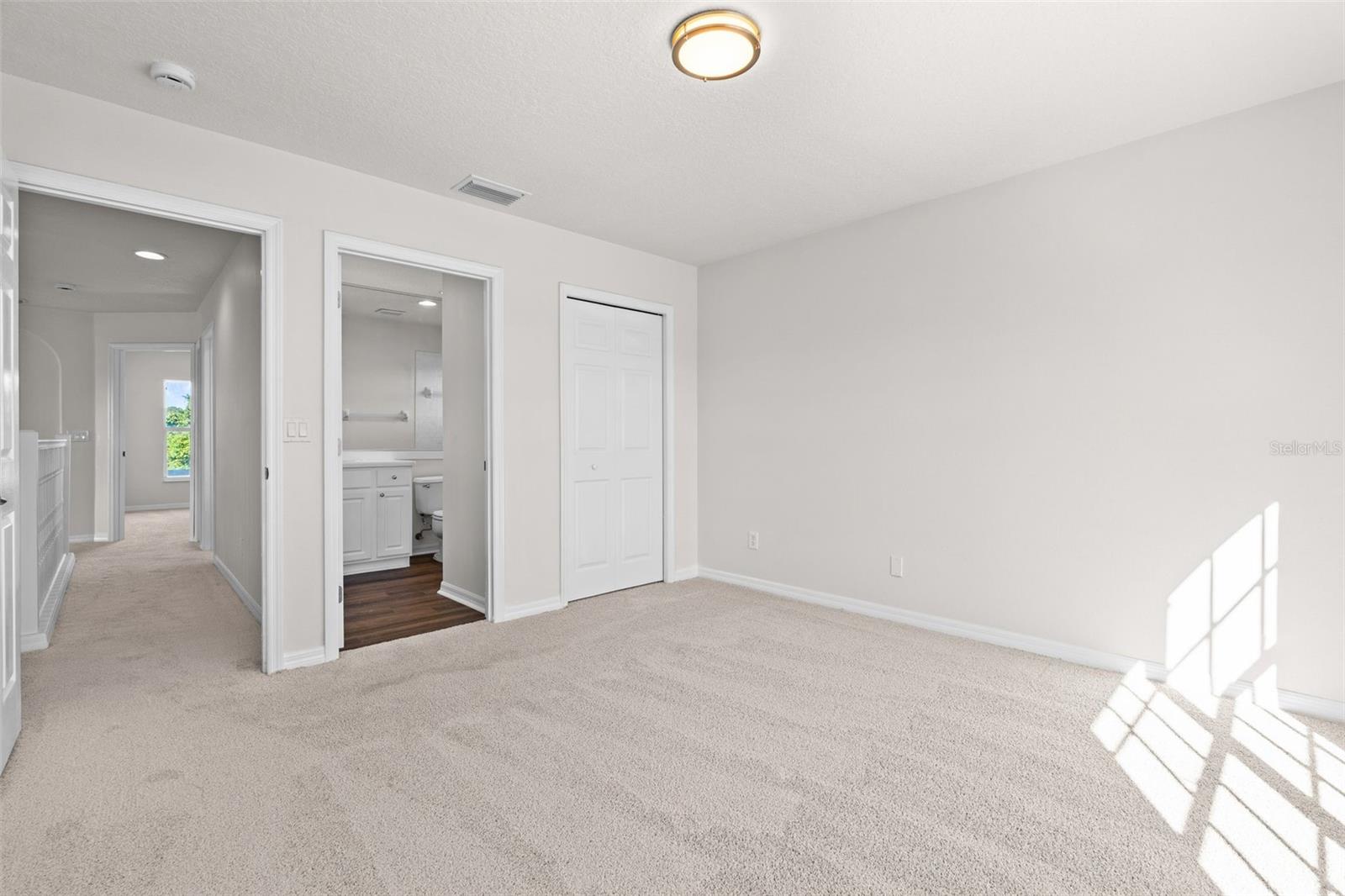 RIVENDELL THE WOODLANDS - Residential