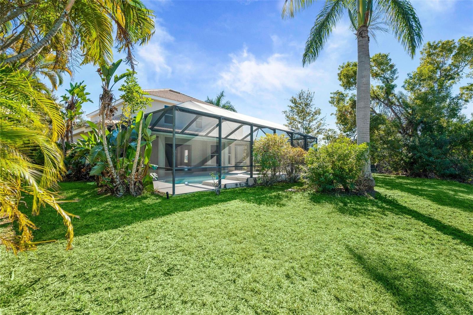 RIVENDELL THE WOODLANDS - Residential