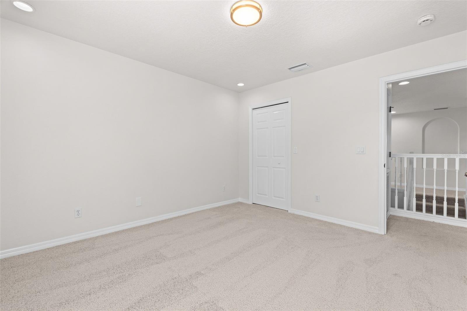 RIVENDELL THE WOODLANDS - Residential