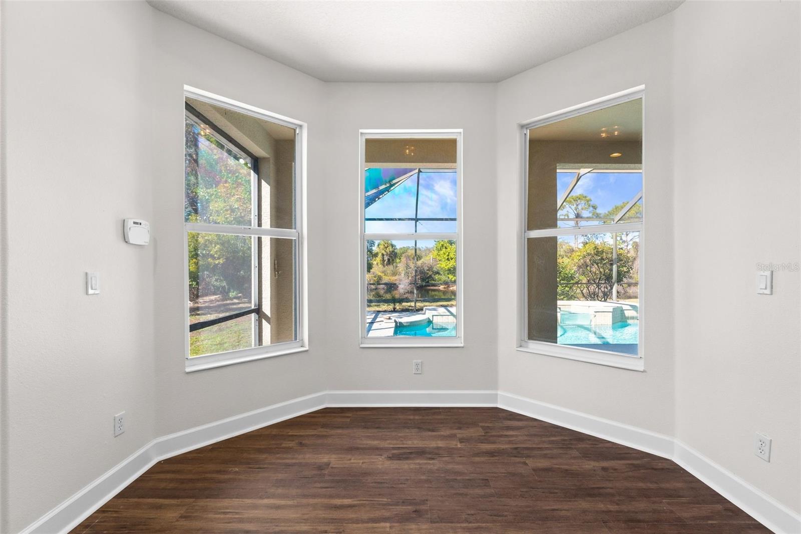 RIVENDELL THE WOODLANDS - Residential