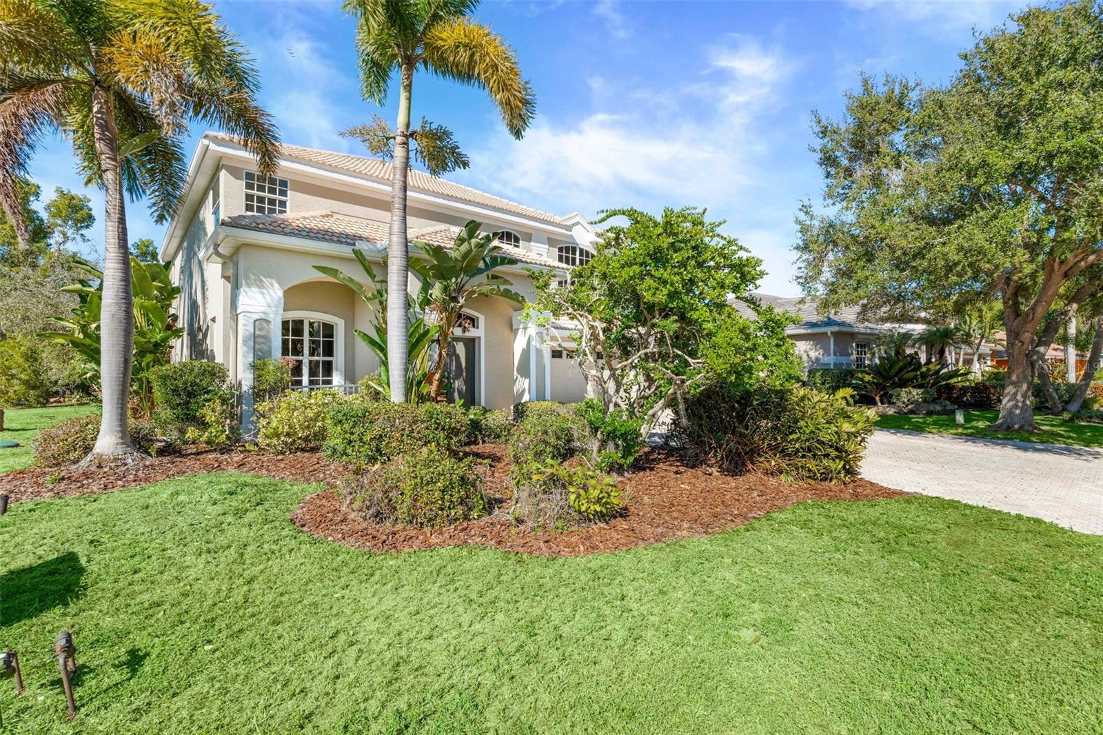 RIVENDELL THE WOODLANDS - Residential