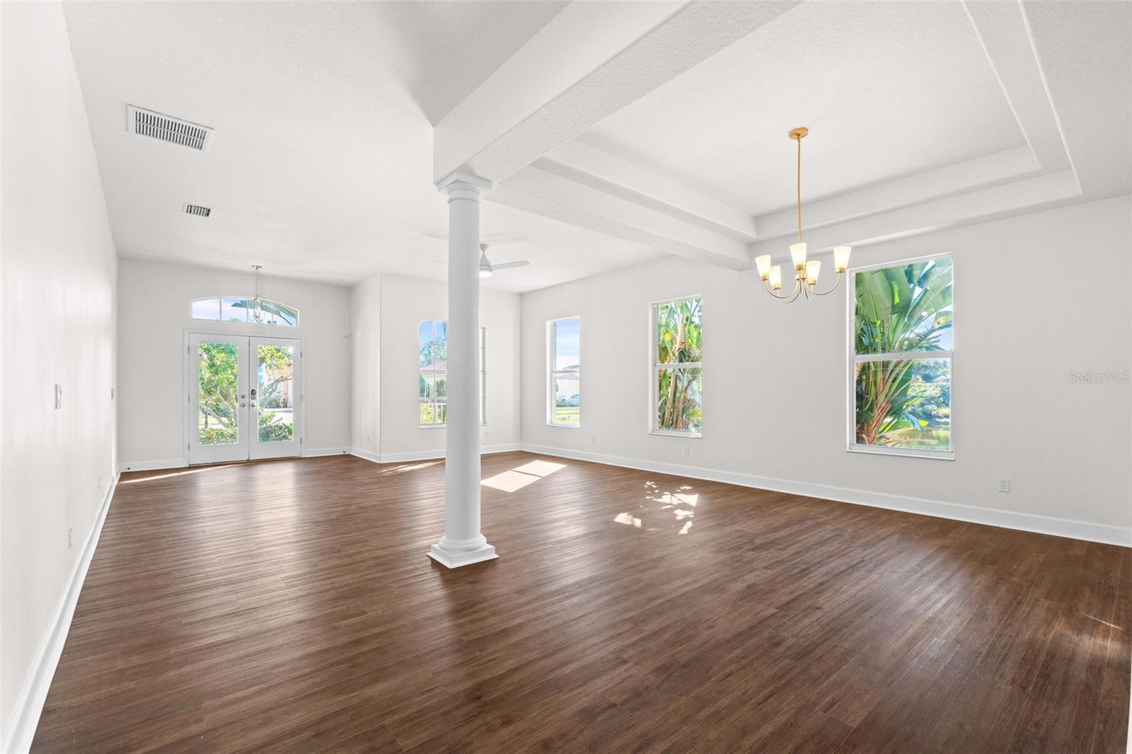 RIVENDELL THE WOODLANDS - Residential