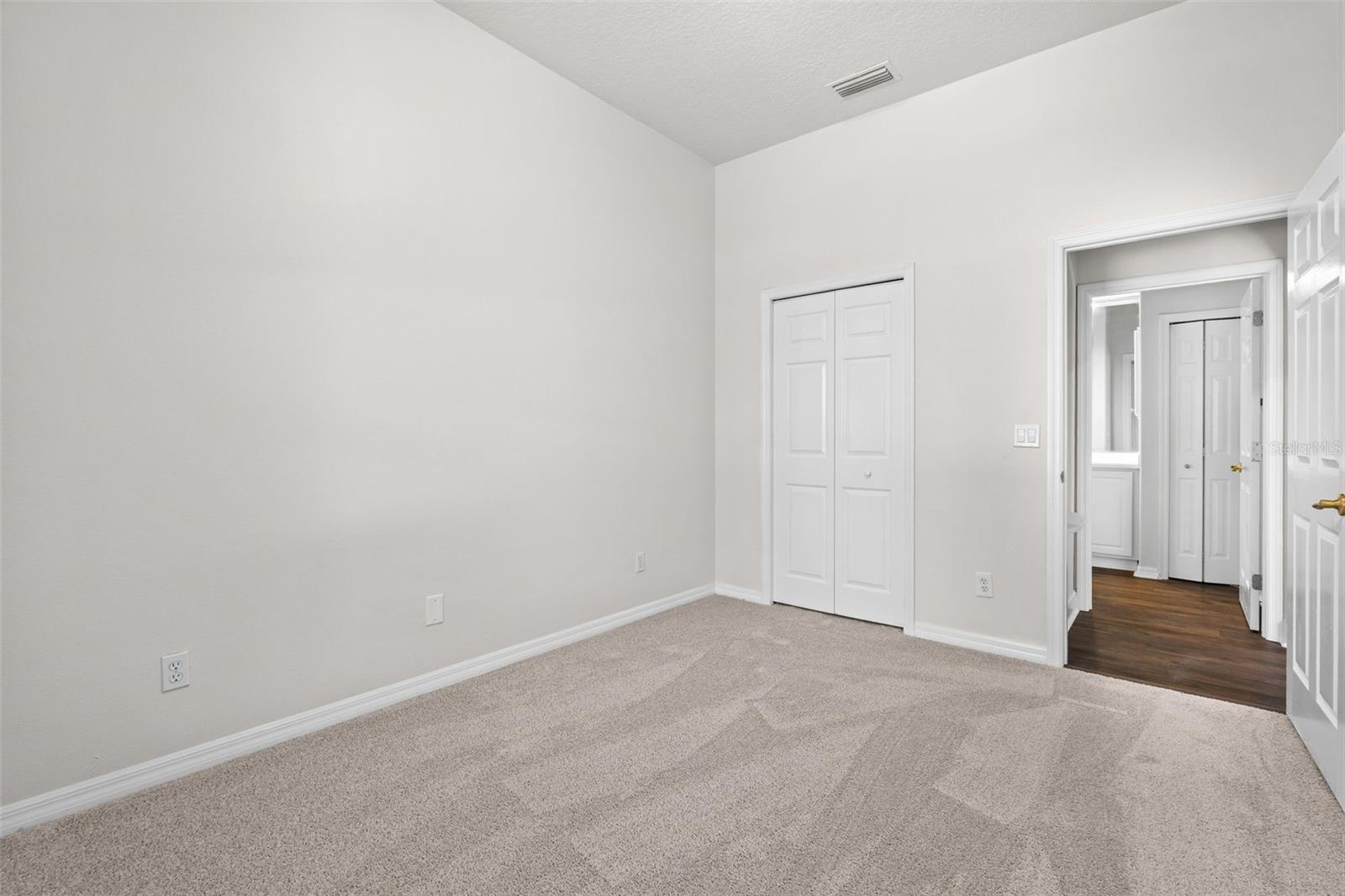 RIVENDELL THE WOODLANDS - Residential