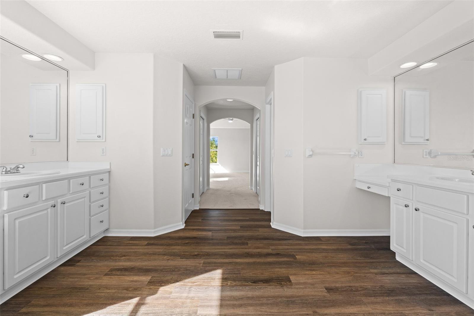 RIVENDELL THE WOODLANDS - Residential