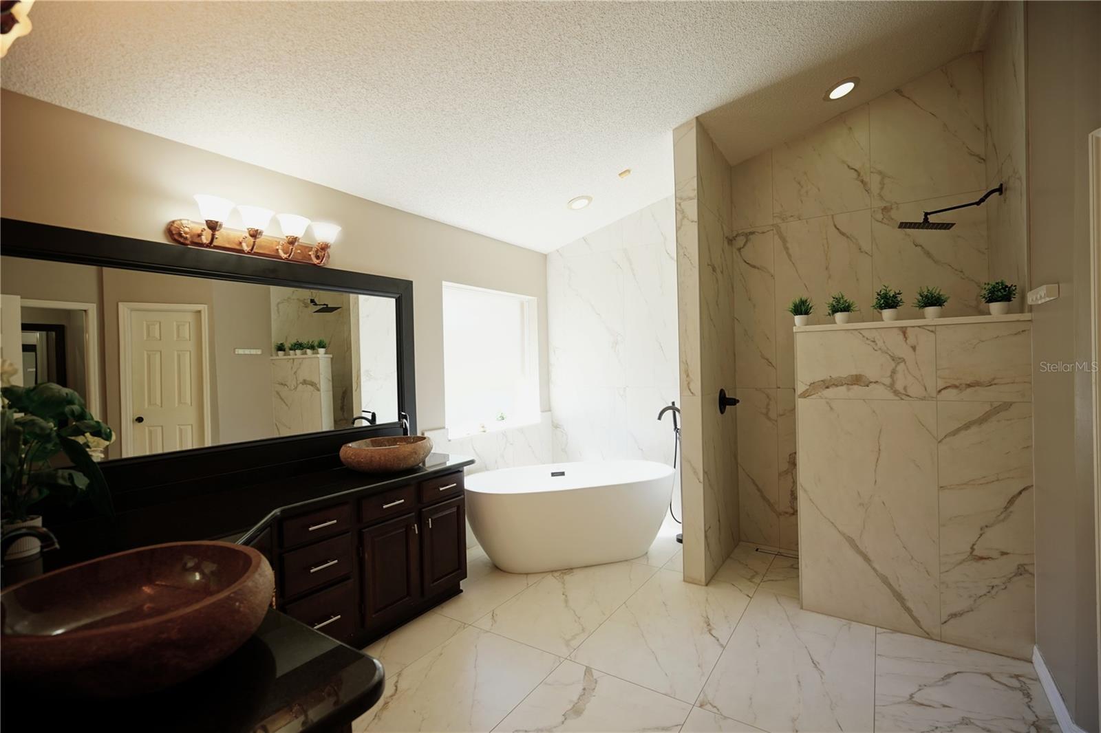 WINDERWOOD - Residential