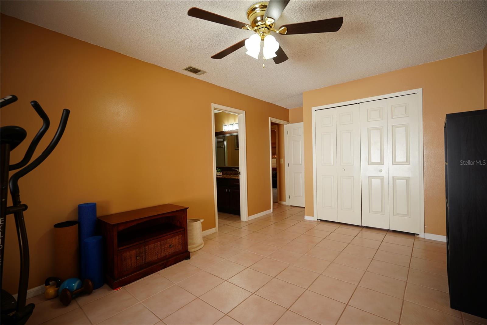 WINDERWOOD - Residential