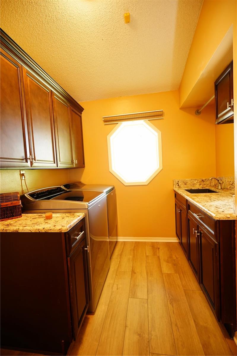 WINDERWOOD - Residential