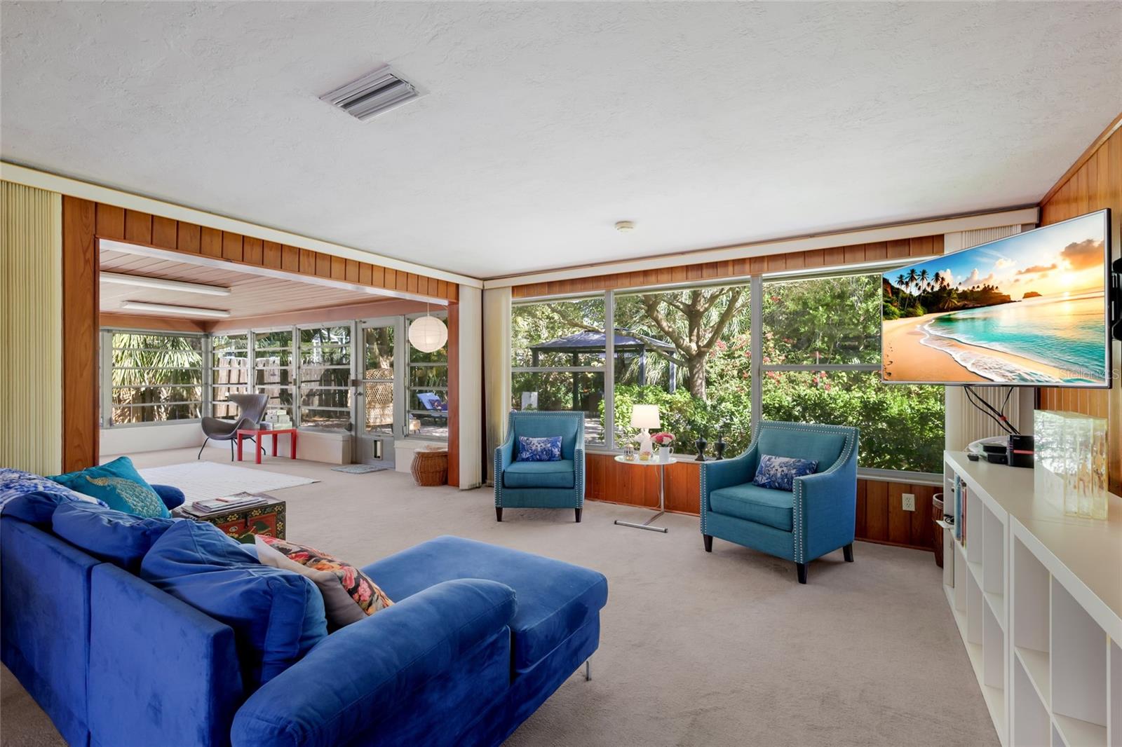 SAPPHIRE SHORES RESUB - Residential