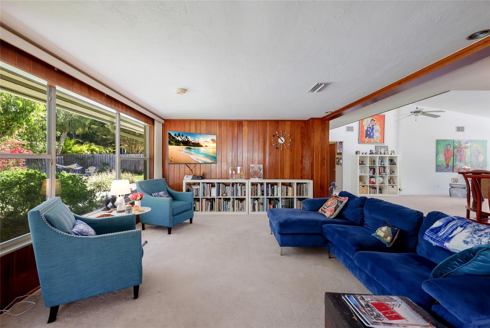 SAPPHIRE SHORES RESUB - Residential