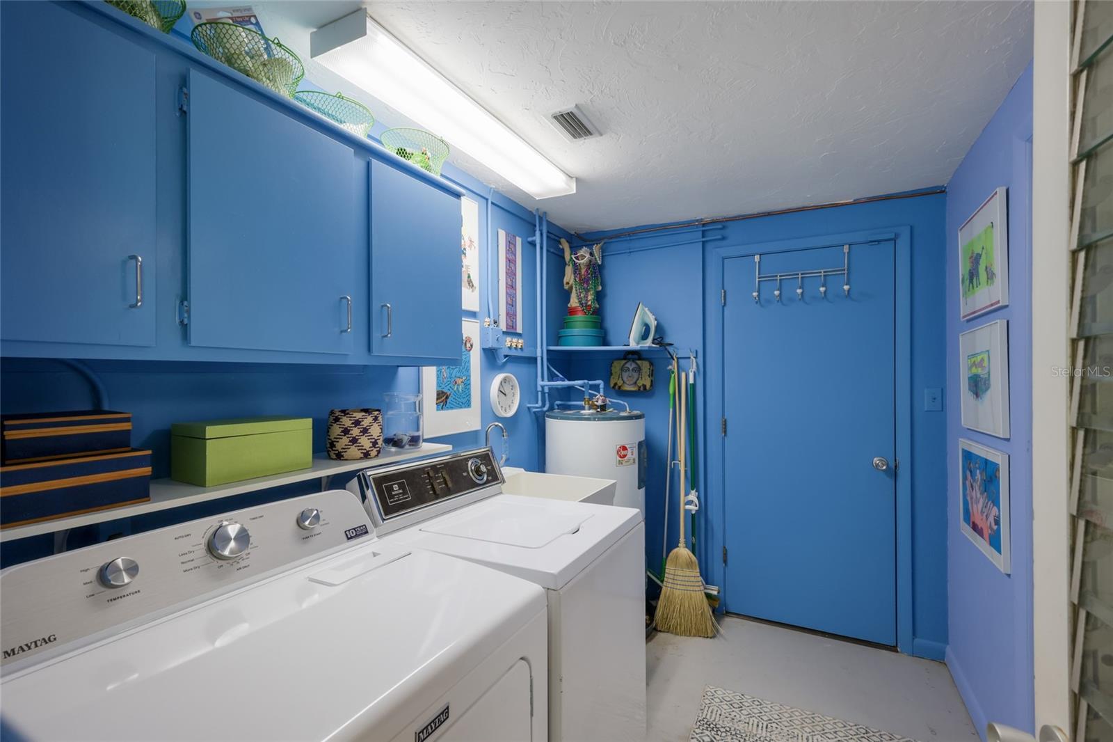 SAPPHIRE SHORES RESUB - Residential