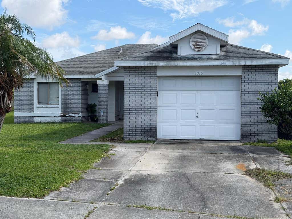 Photo of 1015 Ocala Woods Lane, Orlando, FL 32824 (MLS # O6416795)