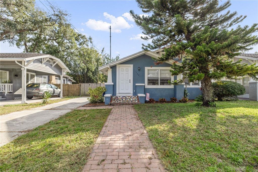 Photo of 1209 E Ida Street, Tampa, FL 33603 (MLS # TB8494064)