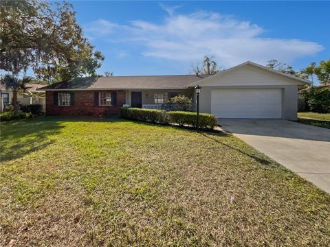 Photo of 1916 NE 10th Street, Ocala, FL 34470 (MLS # O6365711)