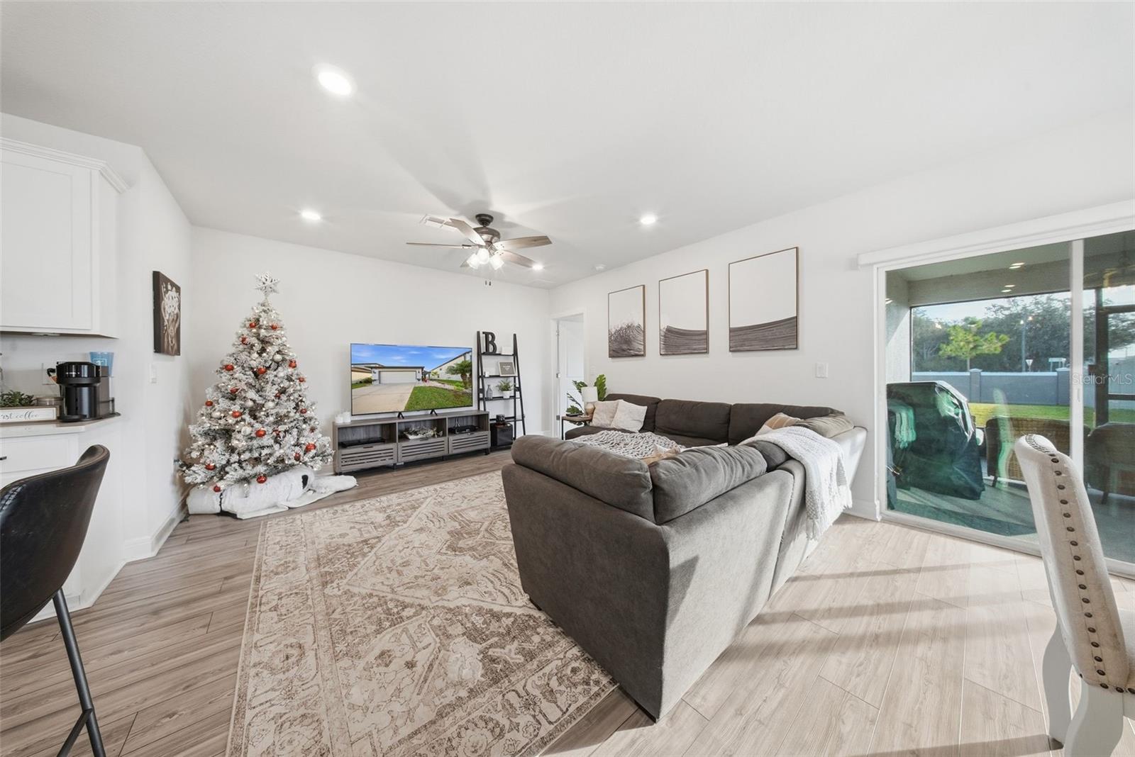 EPPERSON NORTH VILLAGE C-1 - Residential