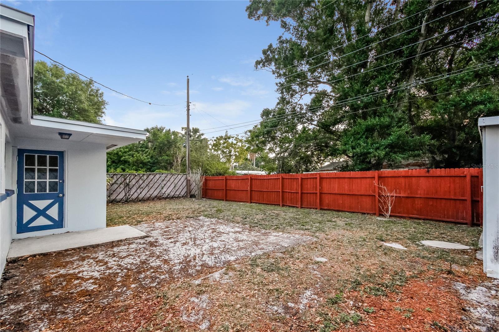 SOUTHERN COMFORT HOMES UNIT 1-B - Residential Lease