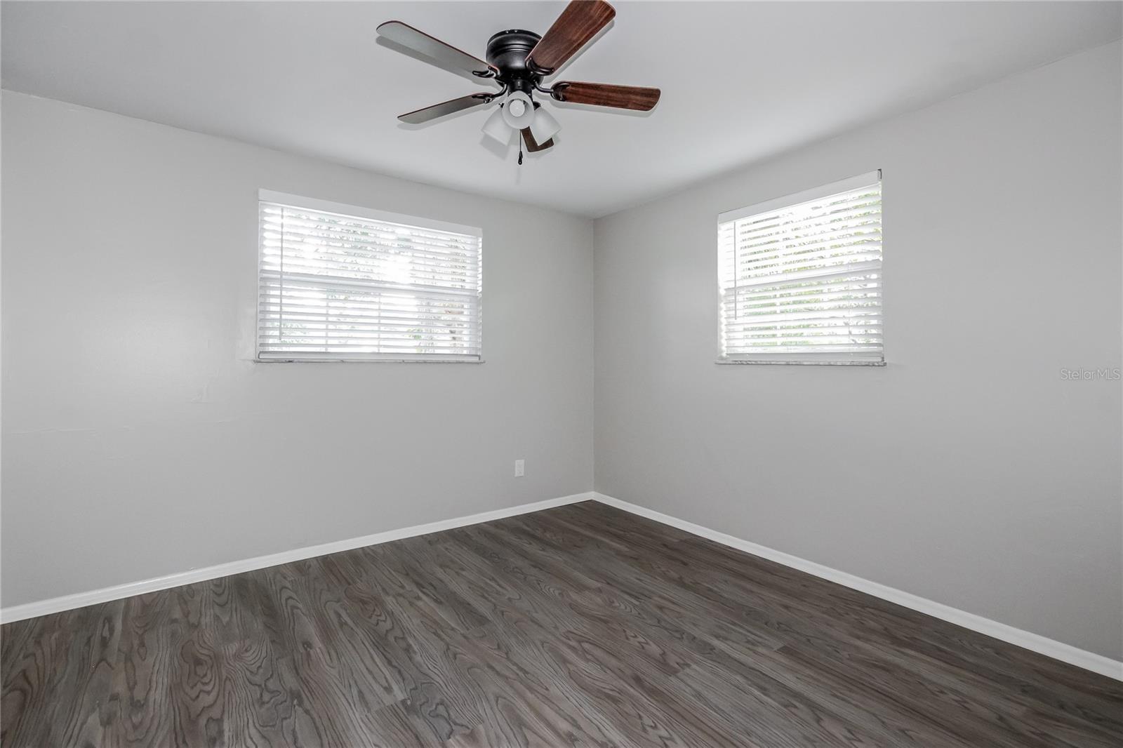 SOUTHERN COMFORT HOMES UNIT 1-B - Residential Lease