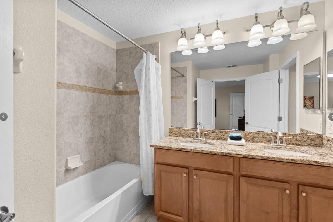 PARADISE PALMS RESORT PH 1 - Residential