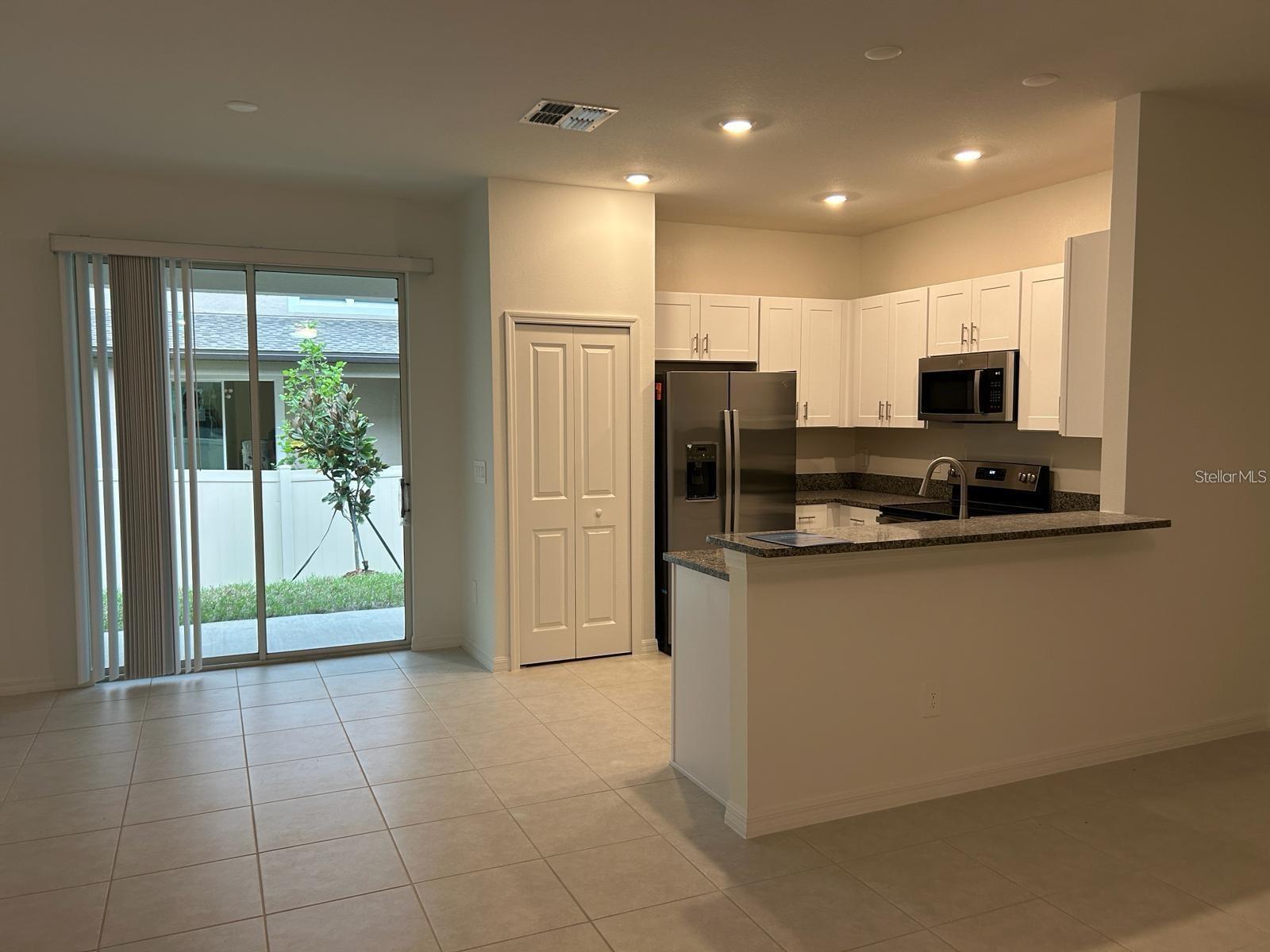 MIRADA PCLS 8A & 8B - Residential Lease