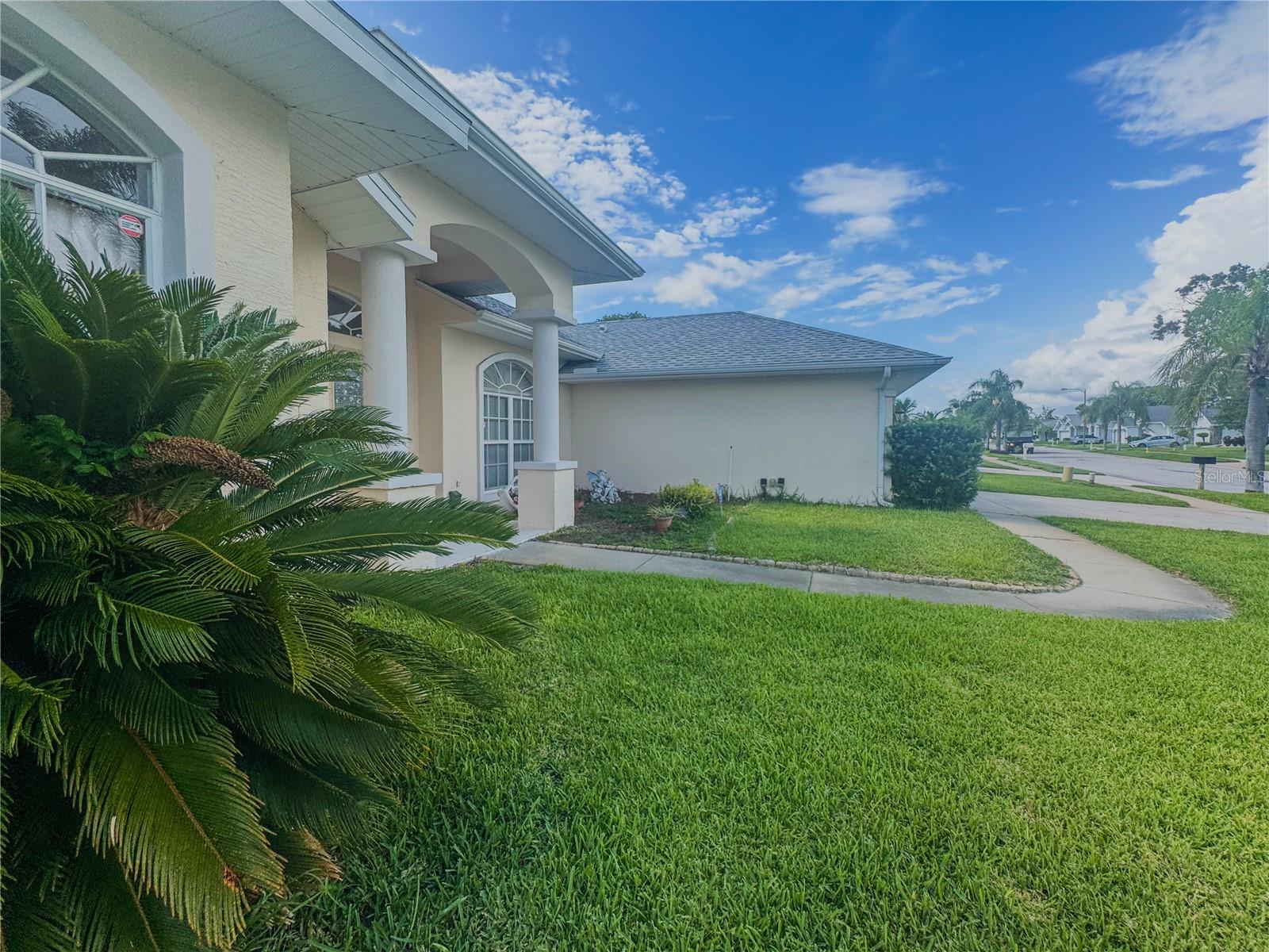 13613 LANDERS DRIVE