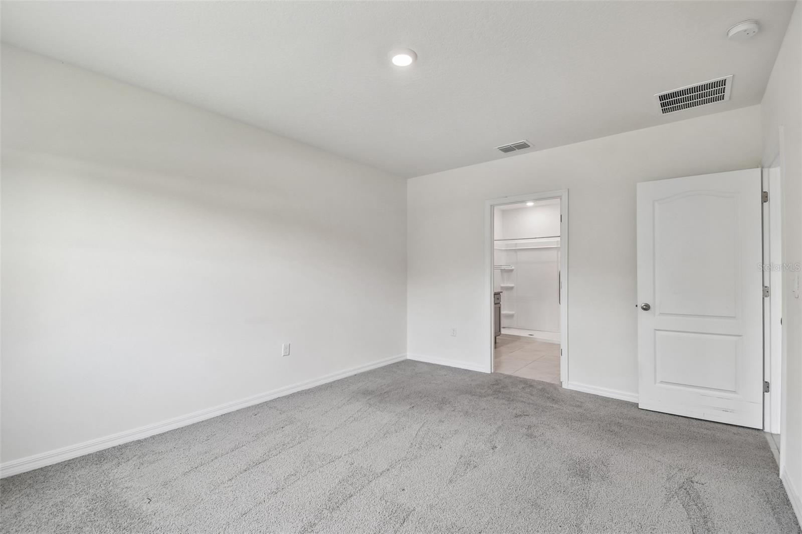 RIVIERA BELLA UN 9C - Residential