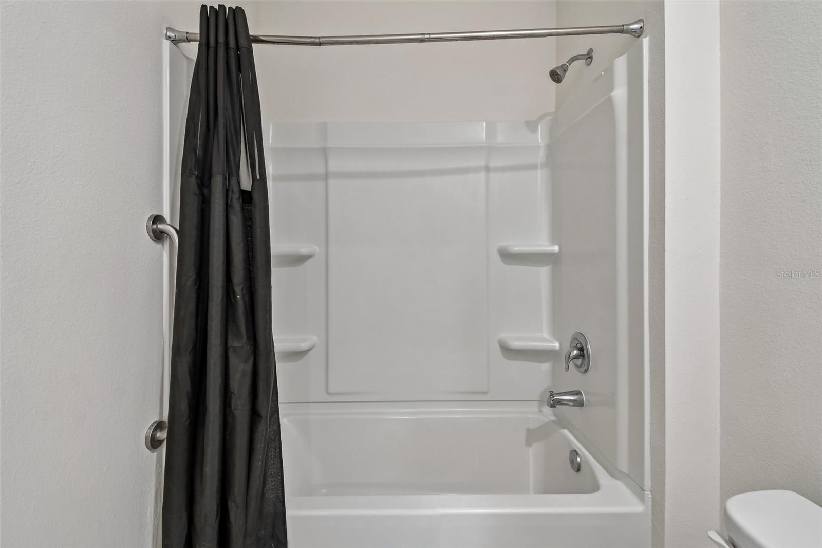 RIVIERA BELLA UN 9C - Residential