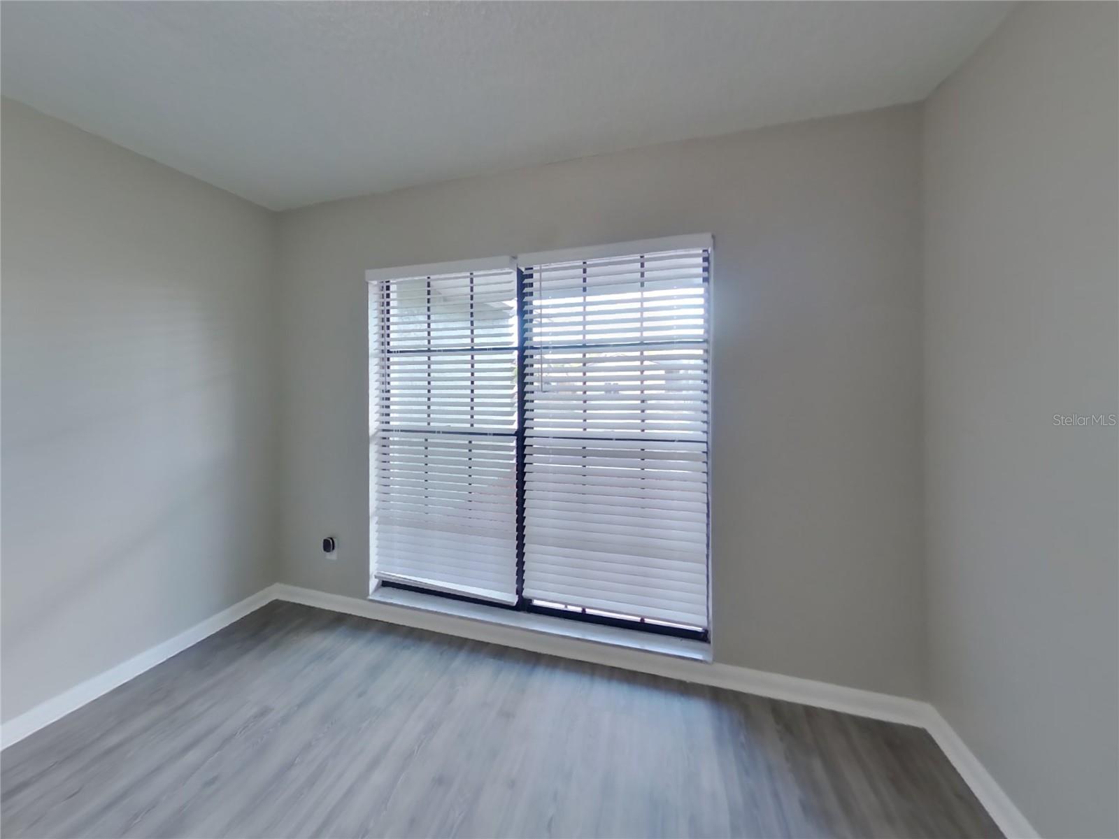 BLOOMINGDALE SEC H UNIT 2 - Residential Lease