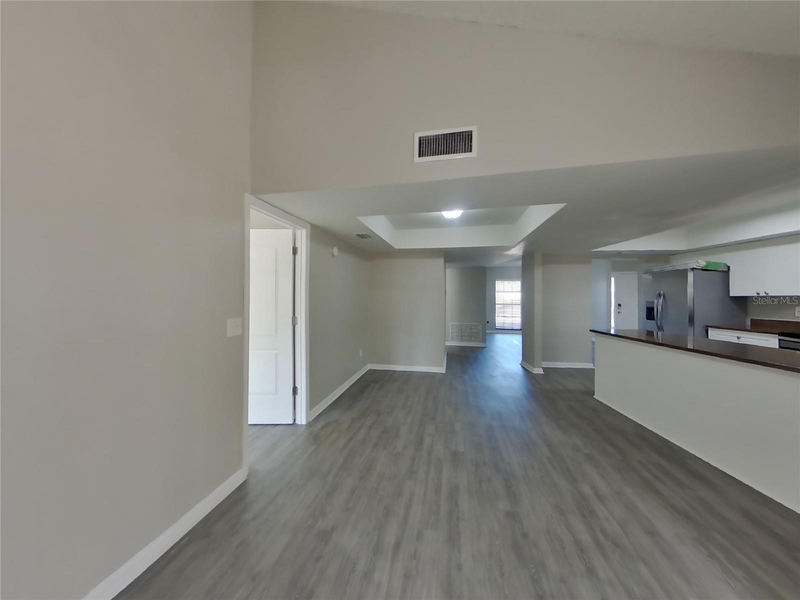 BLOOMINGDALE SEC H UNIT 2 - Residential Lease