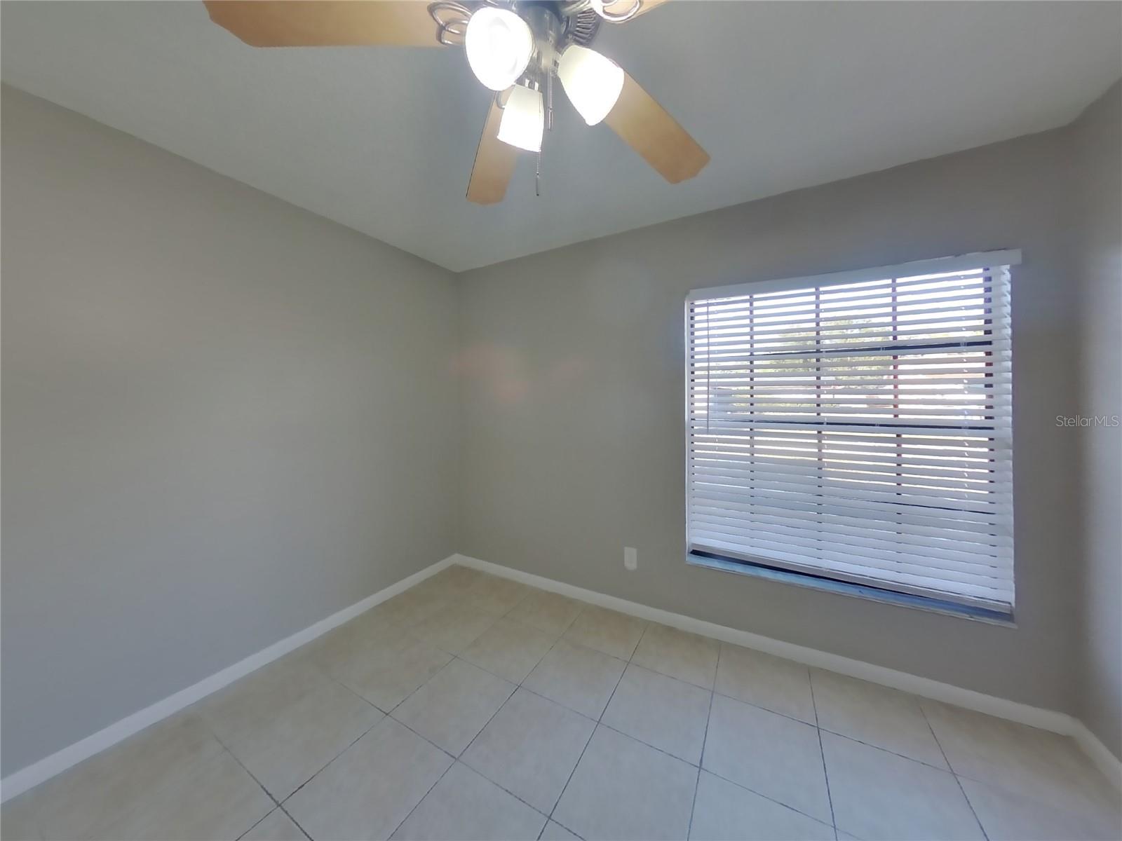 BLOOMINGDALE SEC H UNIT 2 - Residential Lease