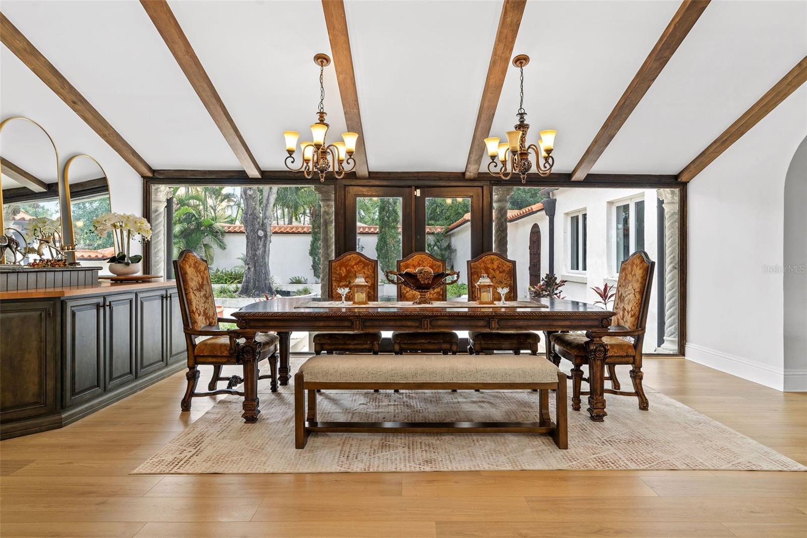 DAVIS ISLANDS PB10 PG52 TO 57 - Residential Lease