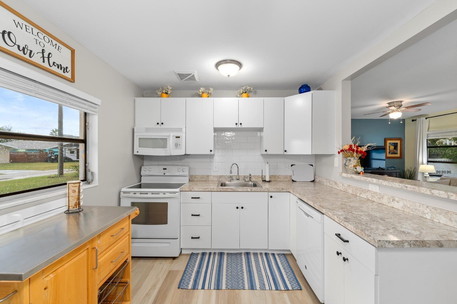 HUDSON BEACH ESTATES #3 - Residential