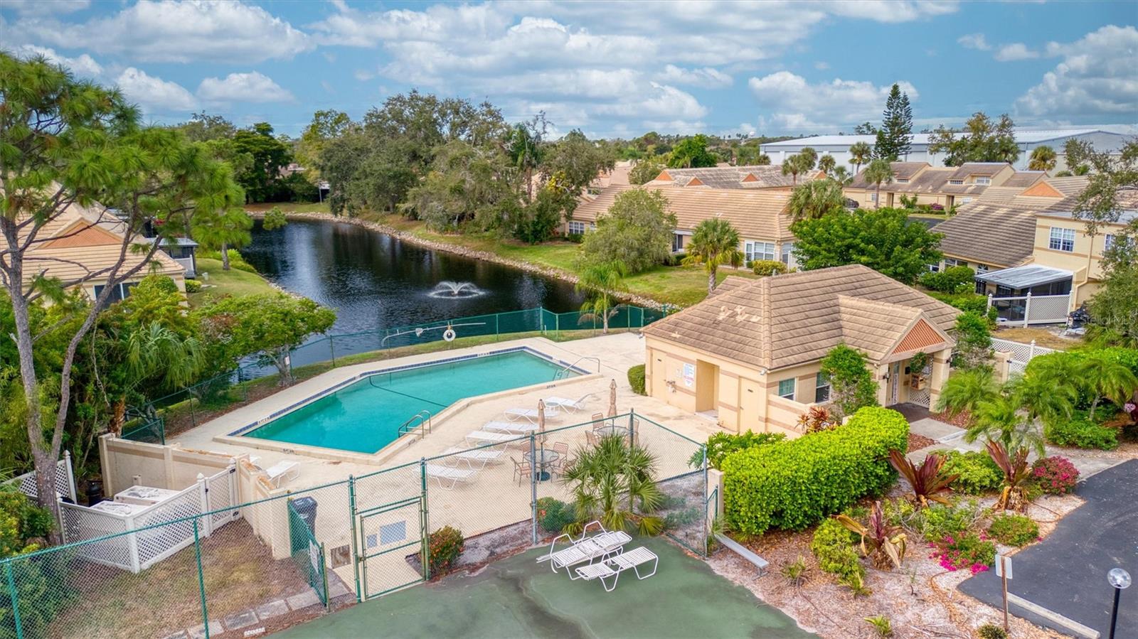 LAKEBRIDGE SOUTH PH A & B - Residential