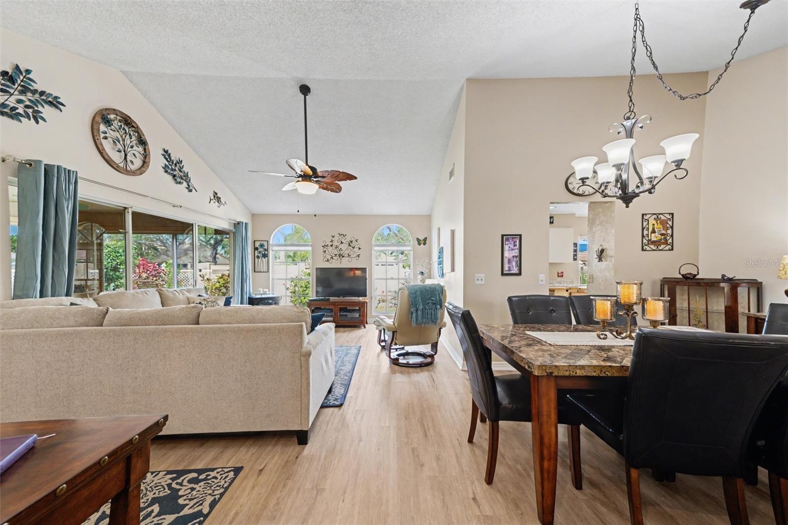 LAKEBRIDGE SOUTH PH A & B - Residential