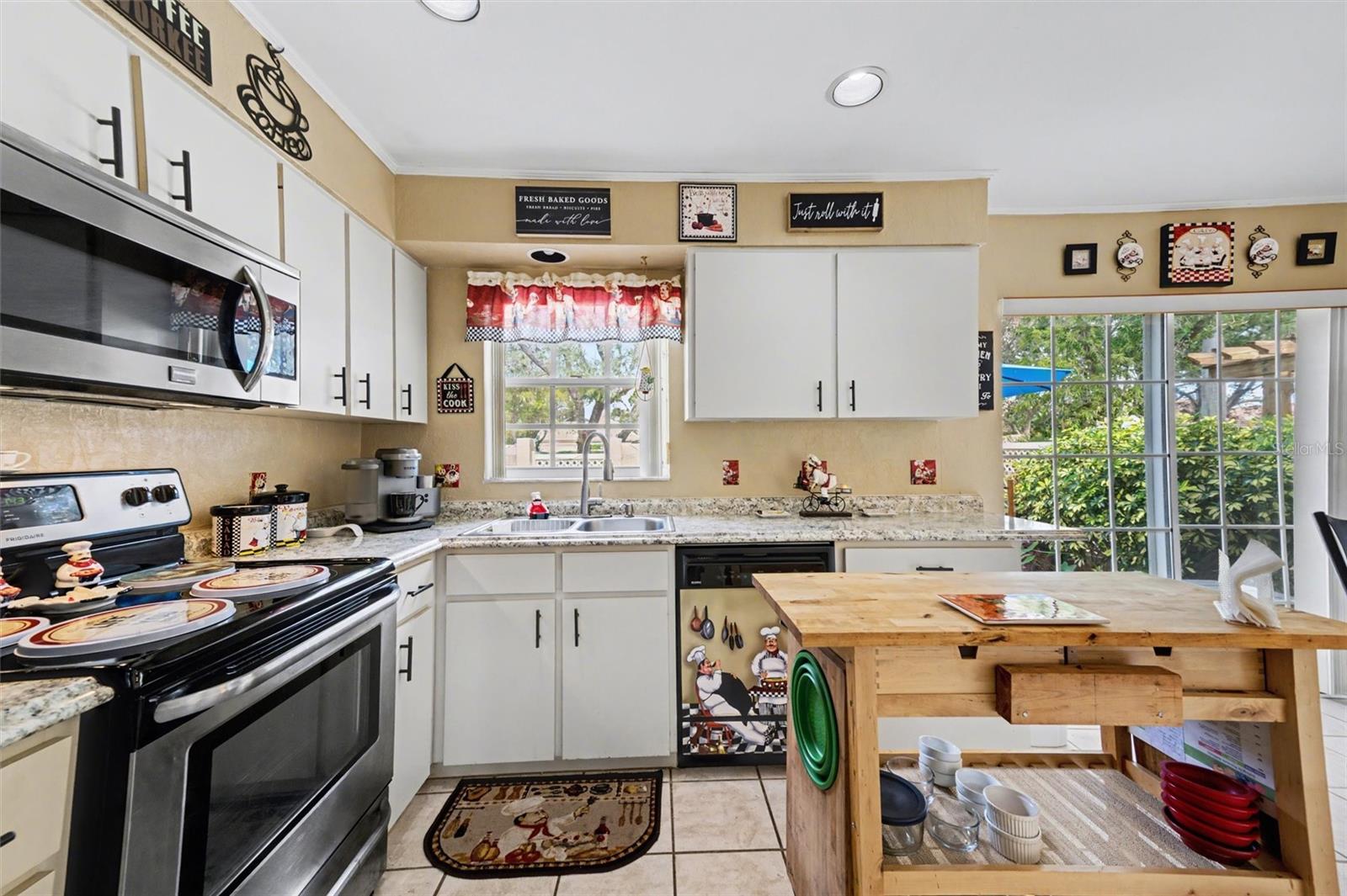 LAKEBRIDGE SOUTH PH A & B - Residential