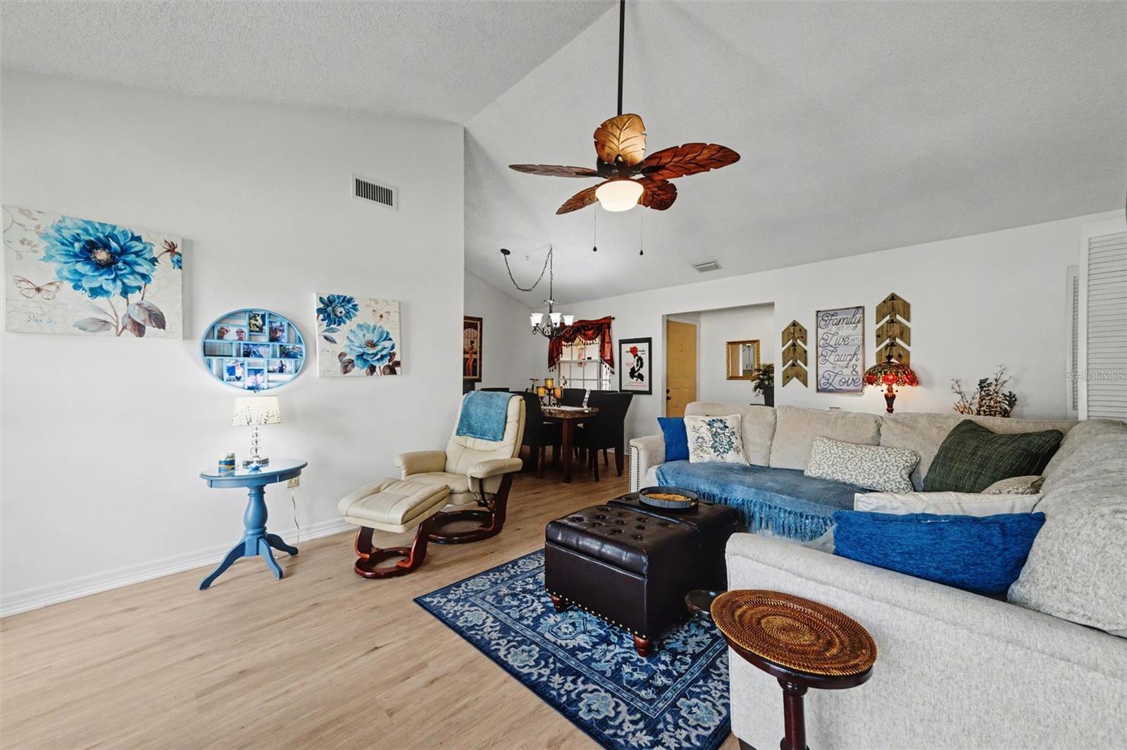 LAKEBRIDGE SOUTH PH A & B - Residential