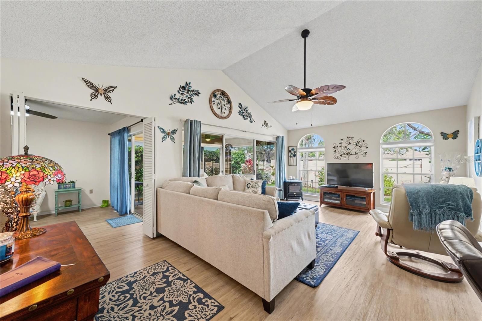 LAKEBRIDGE SOUTH PH A & B - Residential