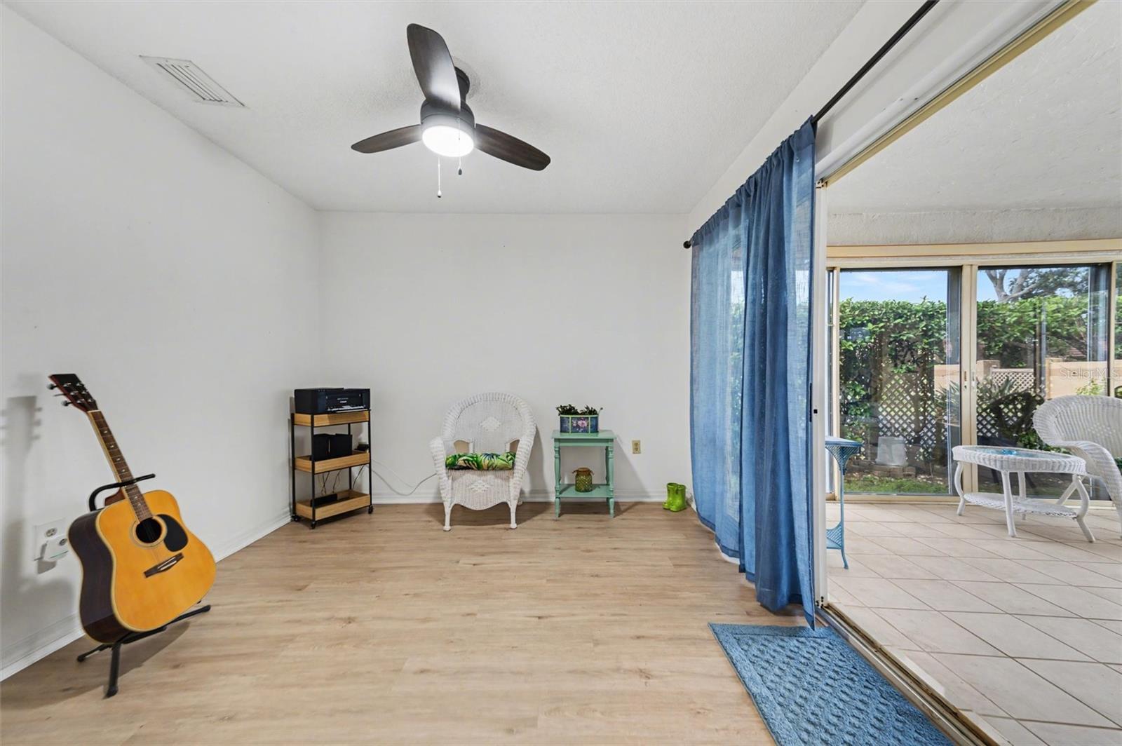 LAKEBRIDGE SOUTH PH A & B - Residential