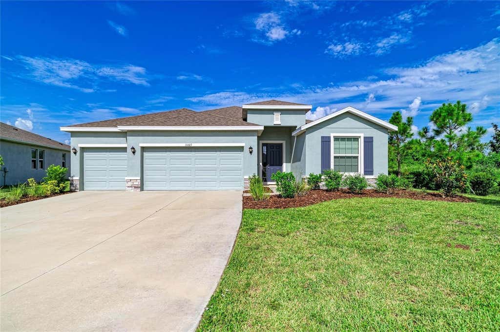 Photo of 11007 Tamarack Place, Parrish, FL 34219 (MLS # A4703826)