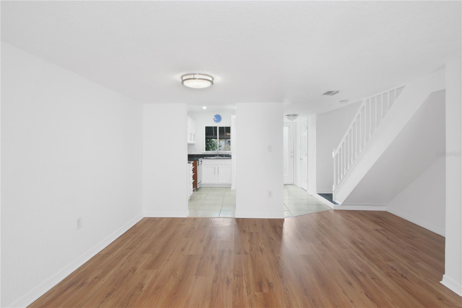 METRO/MICHIGAN PARK CONDO - Residential
