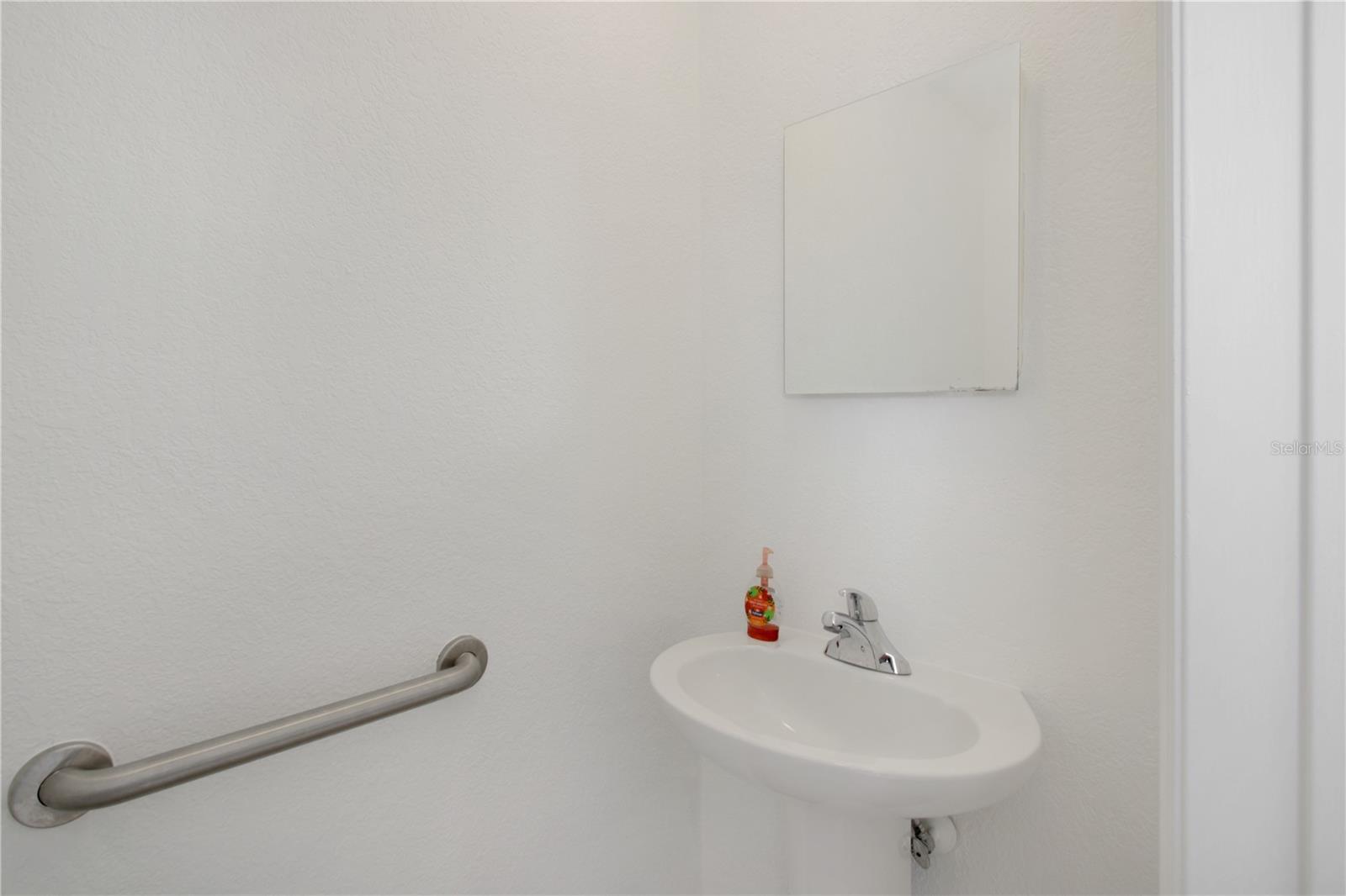 METRO/MICHIGAN PARK CONDO - Residential