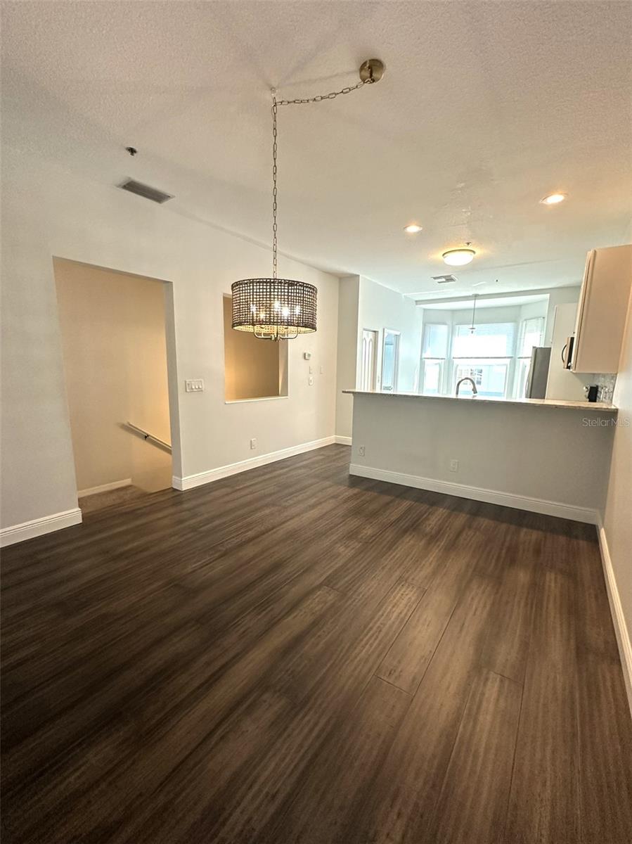 TIERRA SOUND TWNHMS - Residential Lease