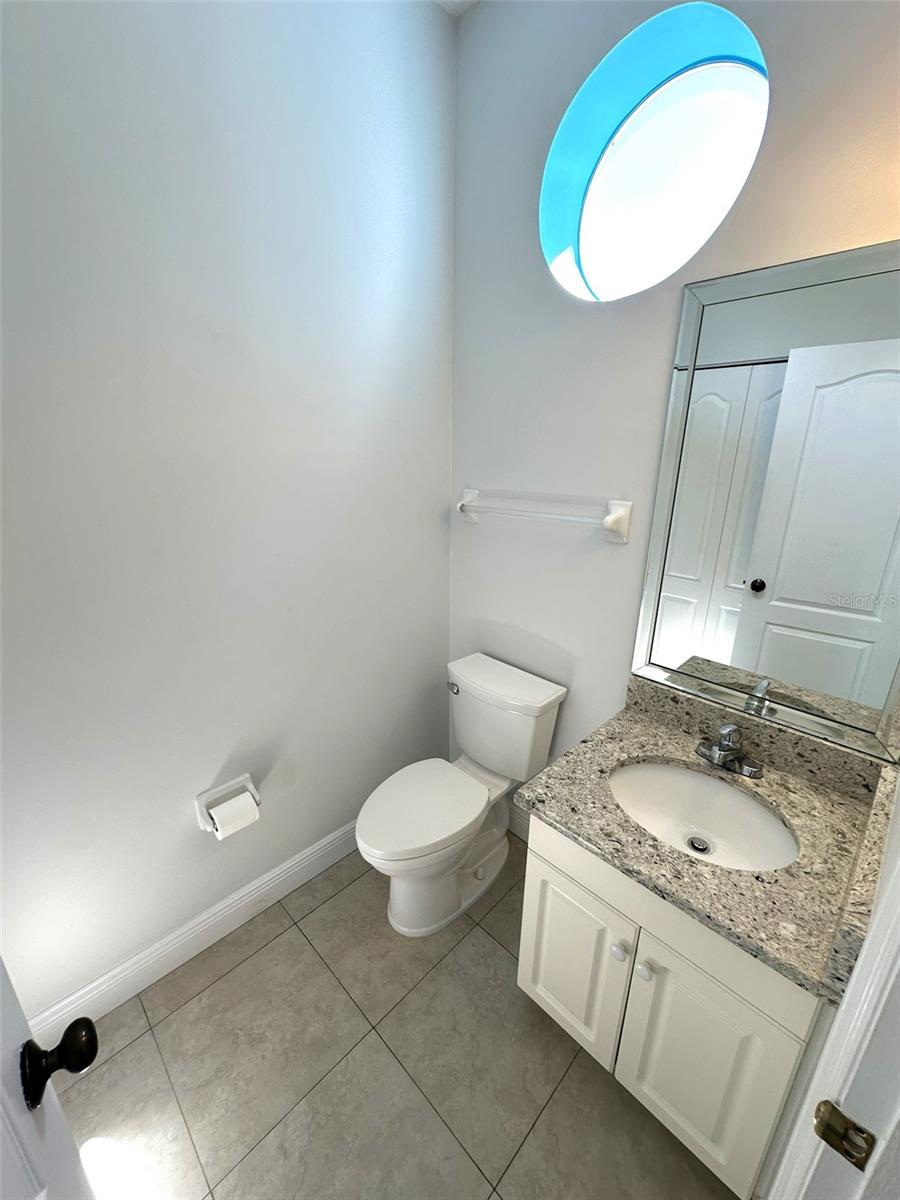 TIERRA SOUND TWNHMS - Residential Lease