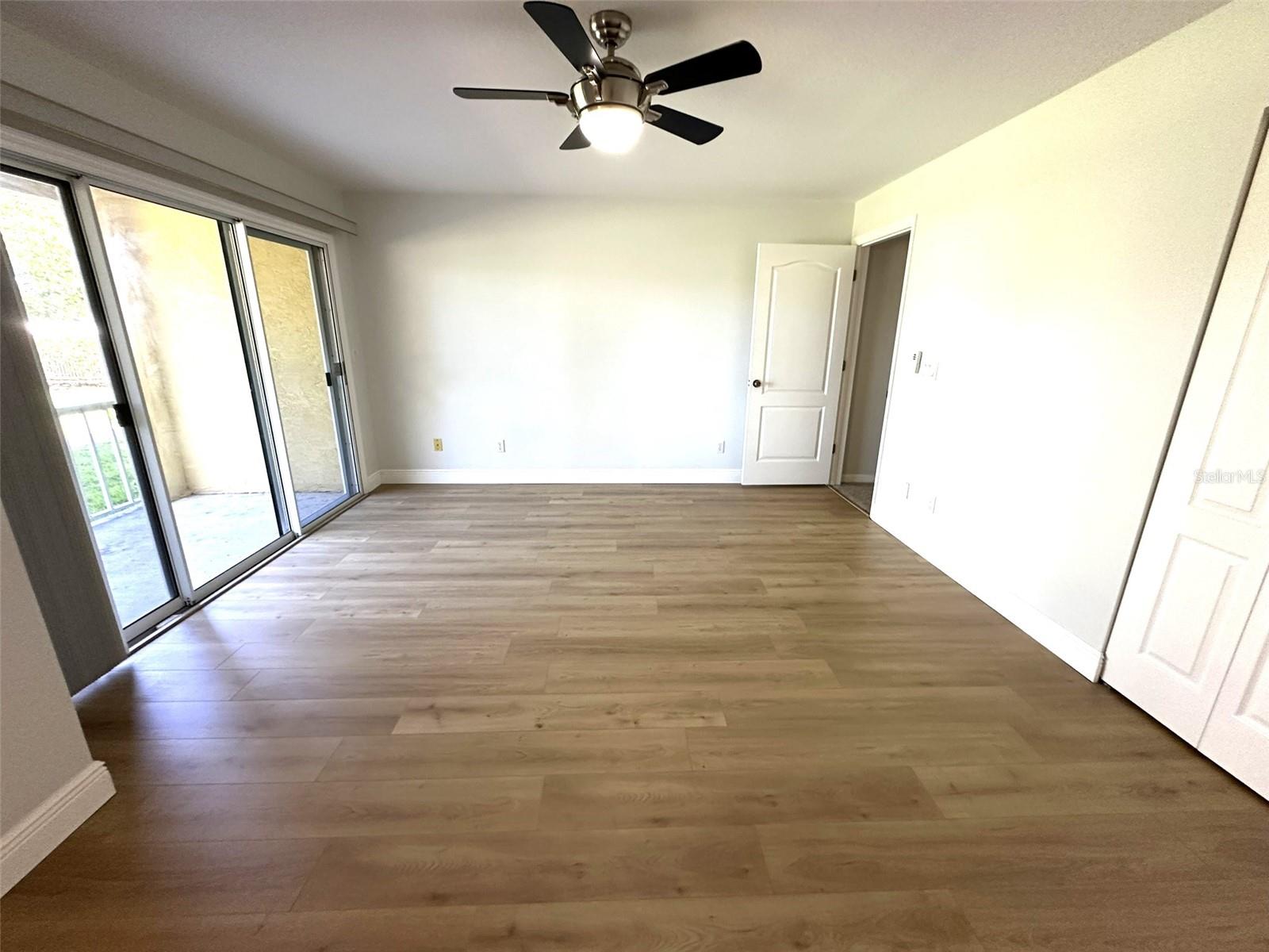 TIERRA SOUND TWNHMS - Residential Lease